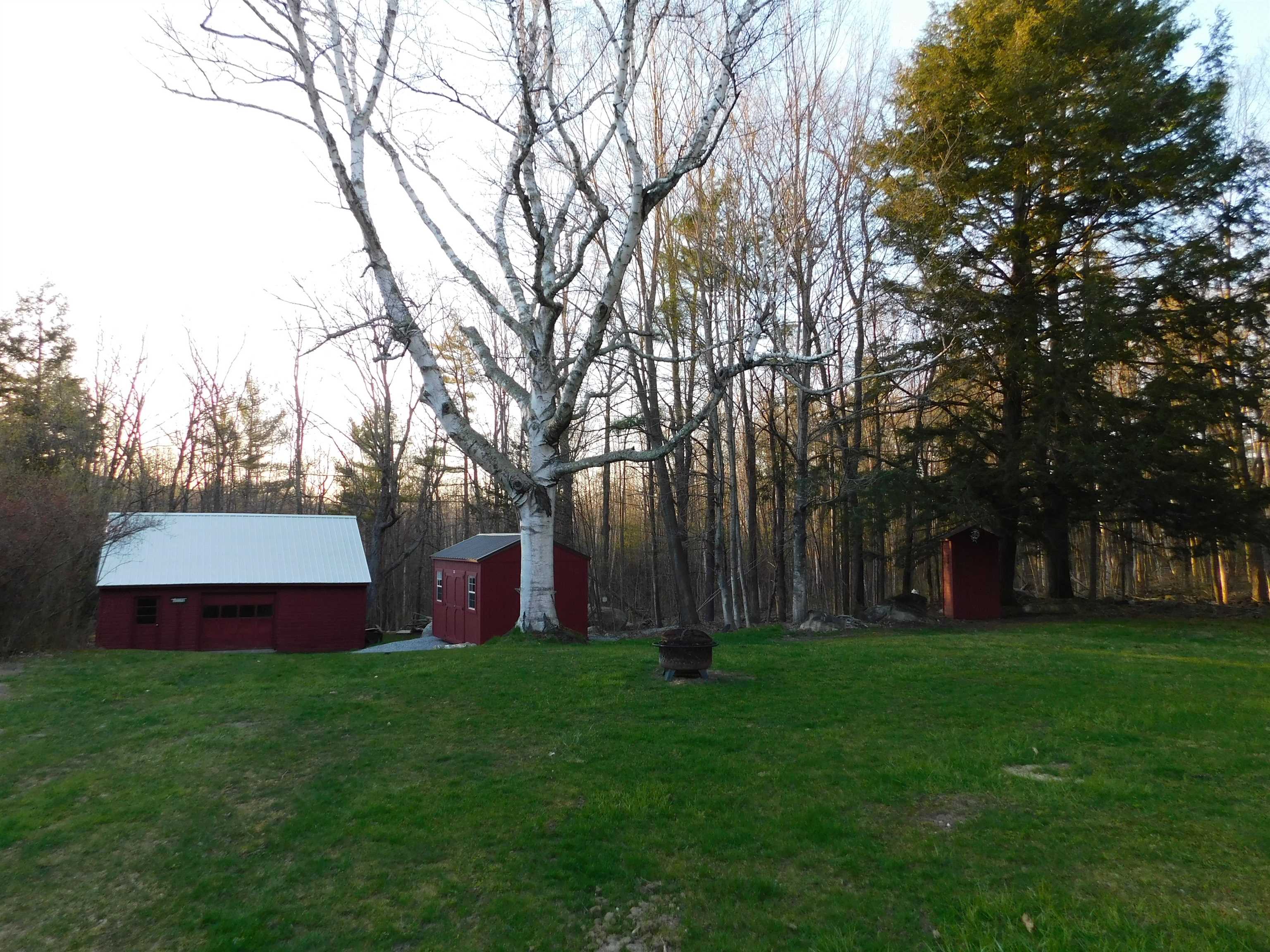 581 Vermont Rte 7b Central Clarendon, VT 05759 - Photo 4 of 40 Gallery Image 4