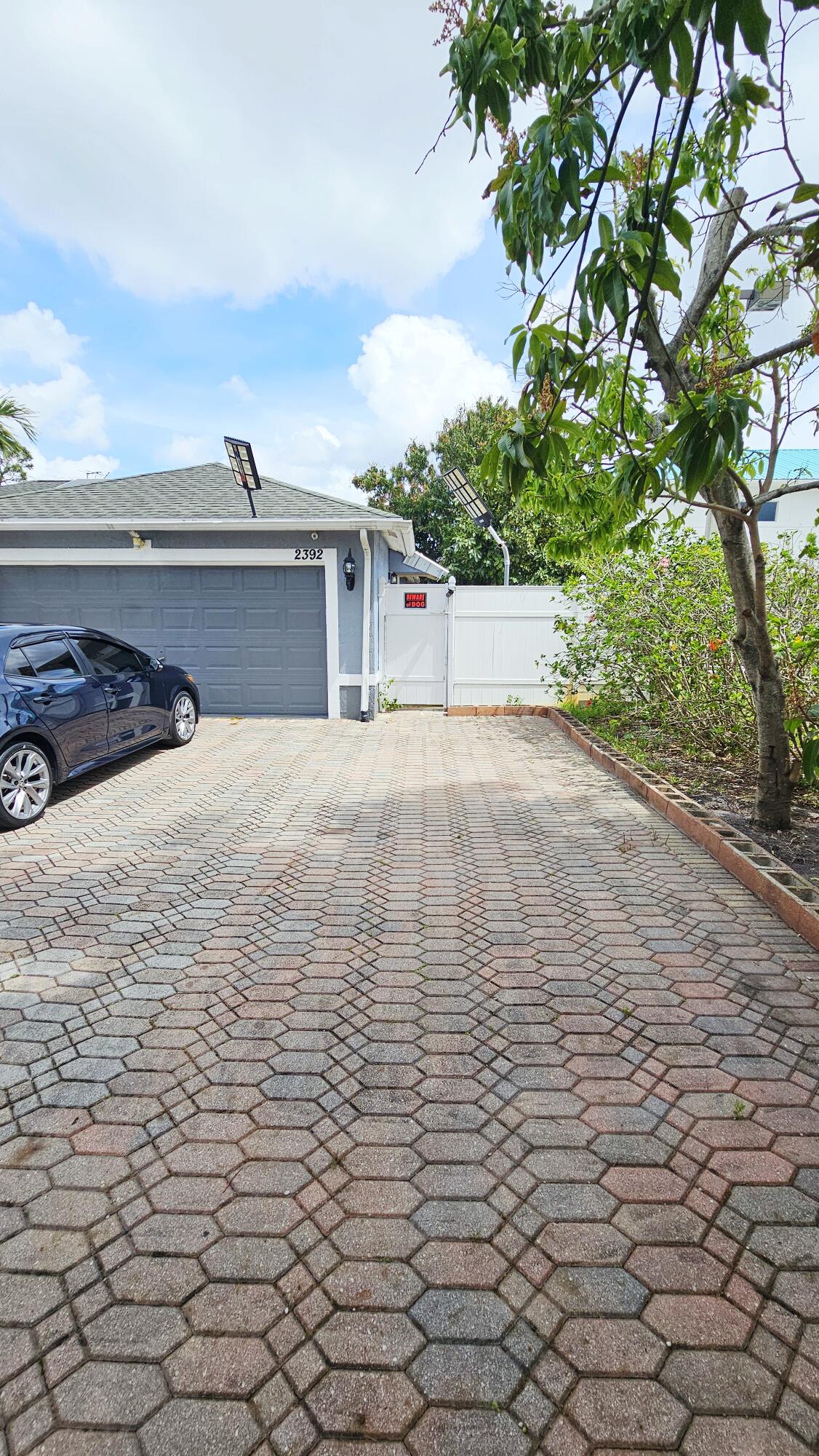 2392 Kirk Road Palm Springs, FL 33406 - Photo 2 of 14 20260319_140909