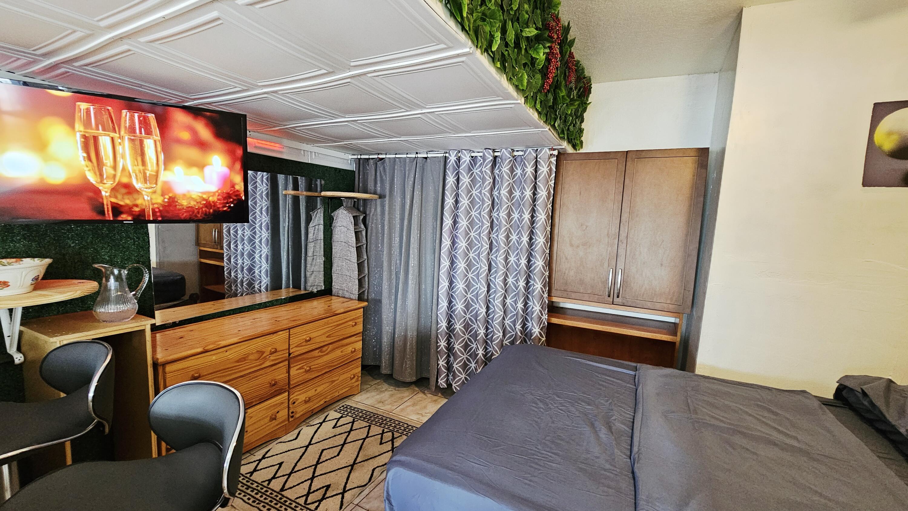 2392 Kirk Road Palm Springs, FL 33406 - Photo 4 of 14 20260319_140547