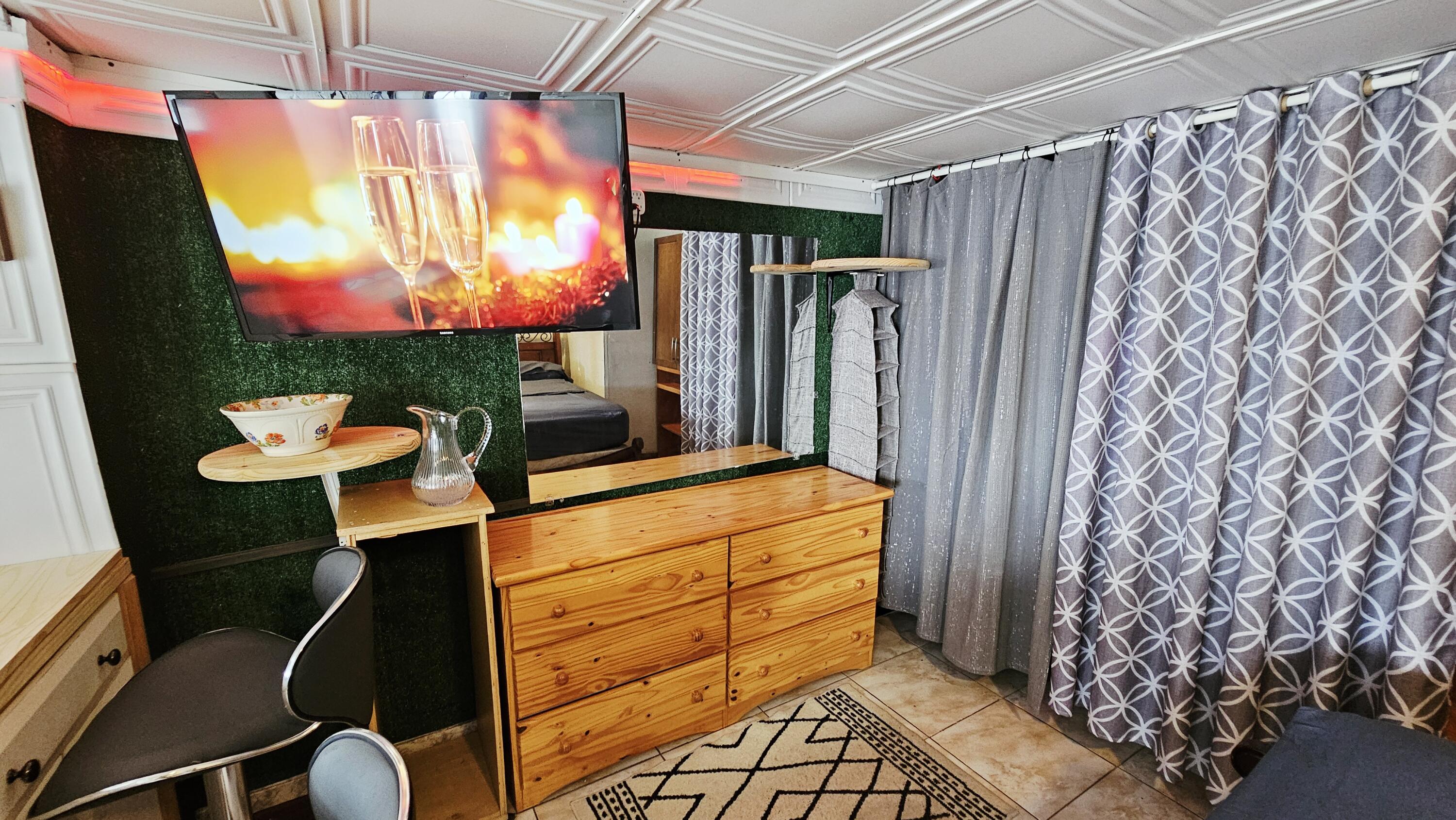 2392 Kirk Road Palm Springs, FL 33406 - Photo 5 of 14 20260319_140500