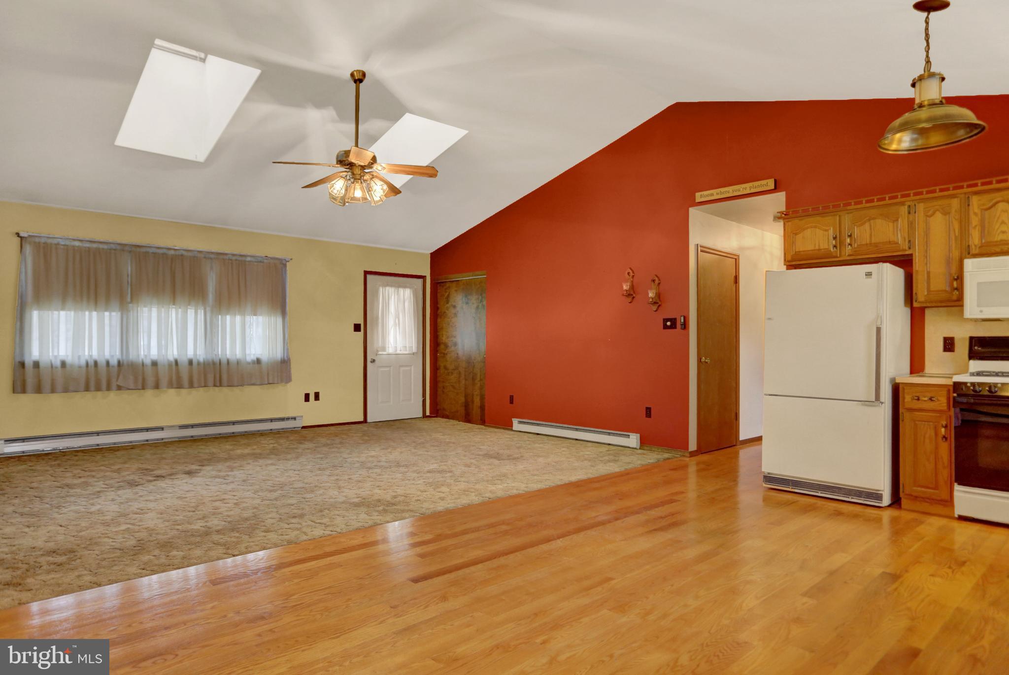 880 Bucks Valley Road Newport, PA 17074 - Photo 2 of 22 Gallery Image 2