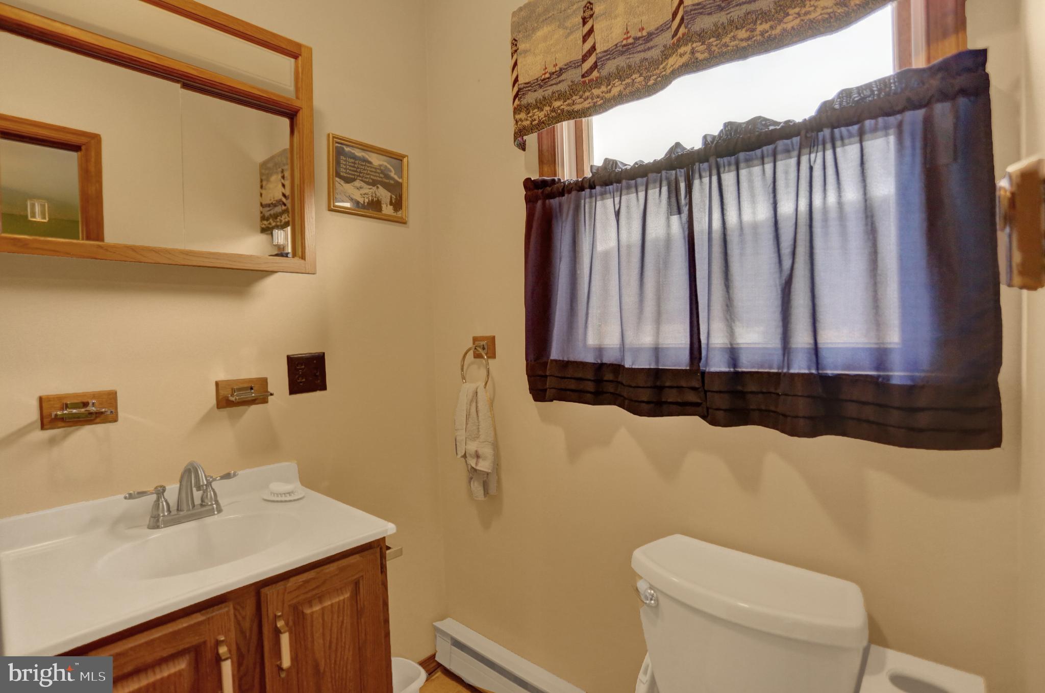 880 Bucks Valley Road Newport, PA 17074 - Photo 12 of 22 Gallery Image 12