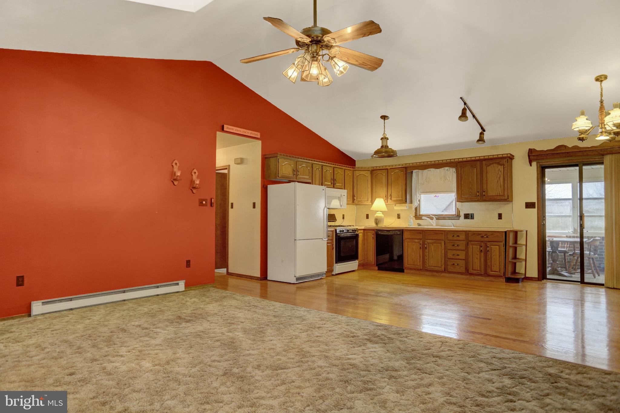 880 Bucks Valley Road Newport, PA 17074 - Photo 3 of 22 Gallery Image 3