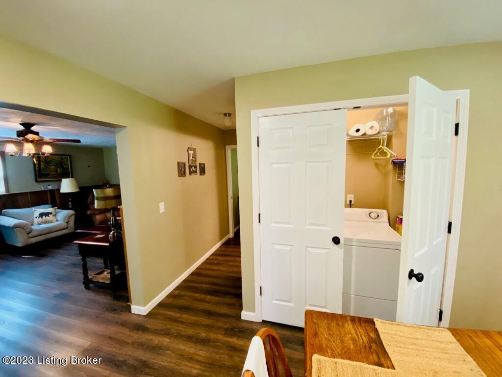 3147 Mayes Creek Road Springfield, KY 40069 - Photo 9 of 34 Laundry