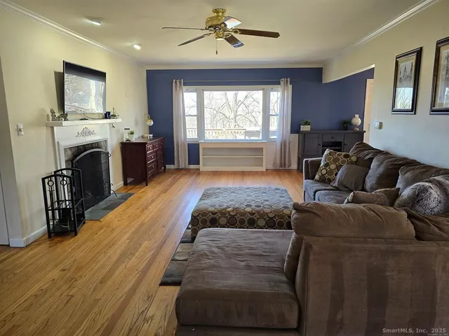 $3,400 | 856 Shagbark Drive, Orange, CT 06477