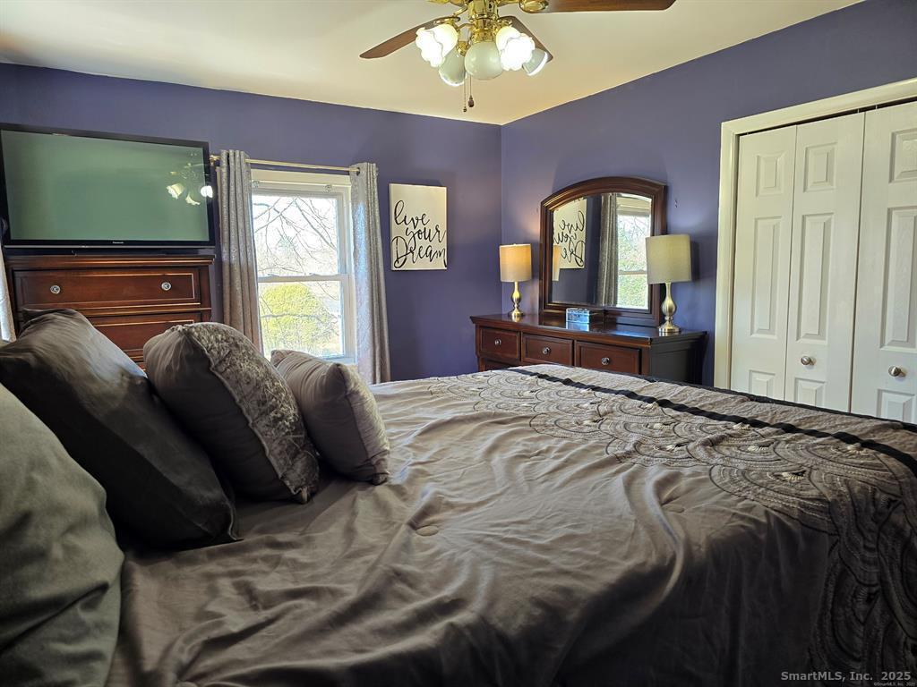 856 Shagbark Drive Orange, CT 06477 - Photo 20 of 36