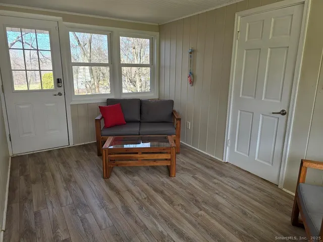 $3,400 | 856 Shagbark Drive, Orange, CT 06477