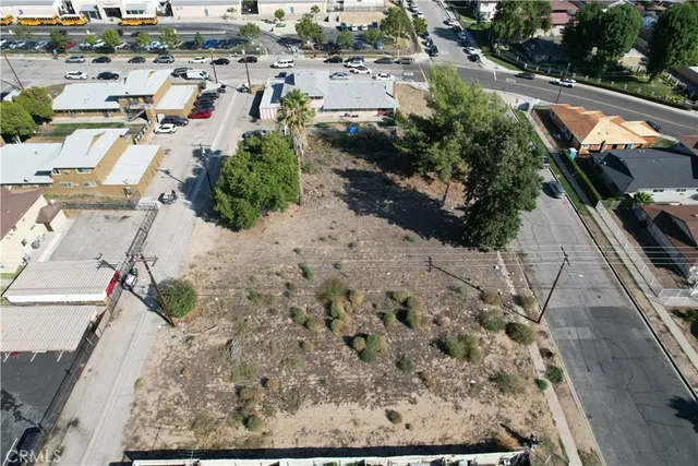 $180,000 | 2168 Sunrise Lane East, San Bernardino, CA 92404