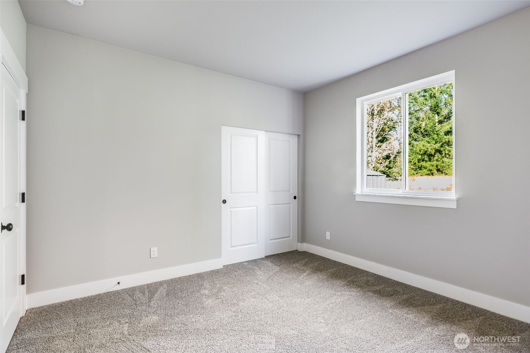 716 Tipsoo Loop South Rainier, WA 98576 - Photo 17 of 36