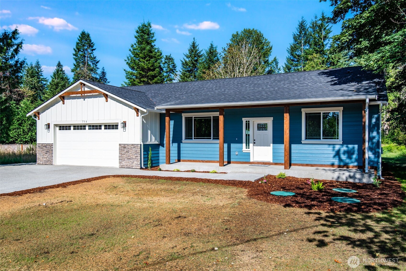 716 Tipsoo Loop South Rainier, WA 98576 - Photo 2 of 36