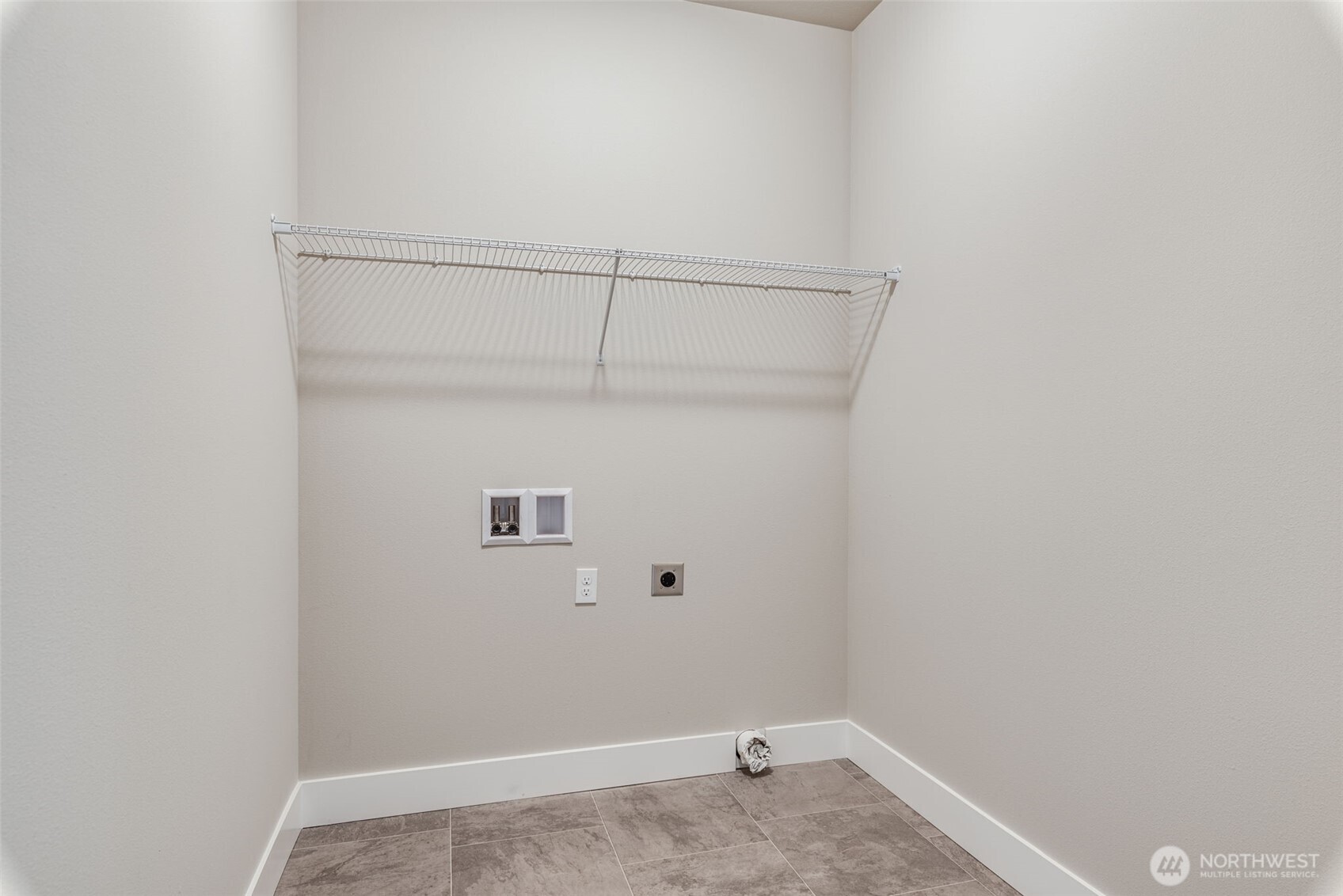 716 Tipsoo Loop South Rainier, WA 98576 - Photo 28 of 36