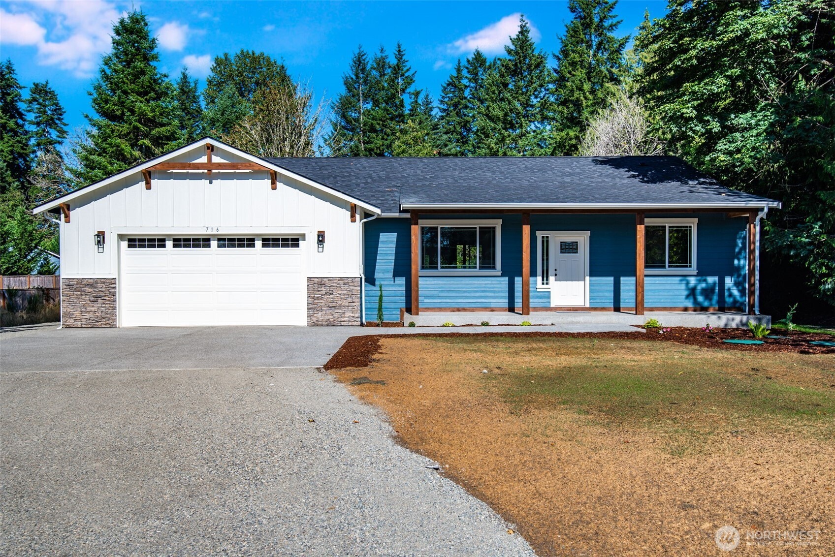 716 Tipsoo Loop South Rainier, WA 98576 - Photo 5 of 36