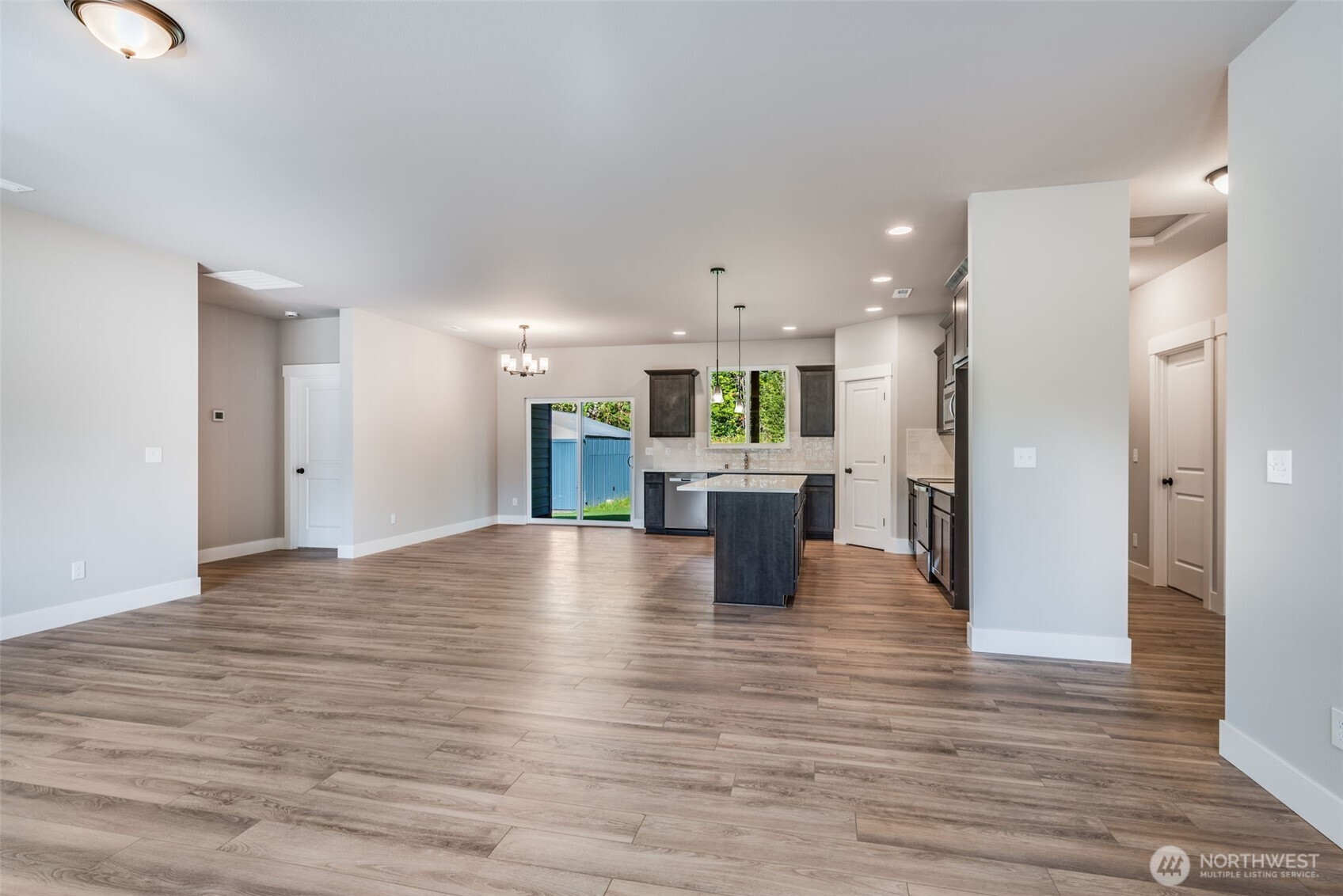 716 Tipsoo Loop South Rainier, WA 98576 - Photo 7 of 36