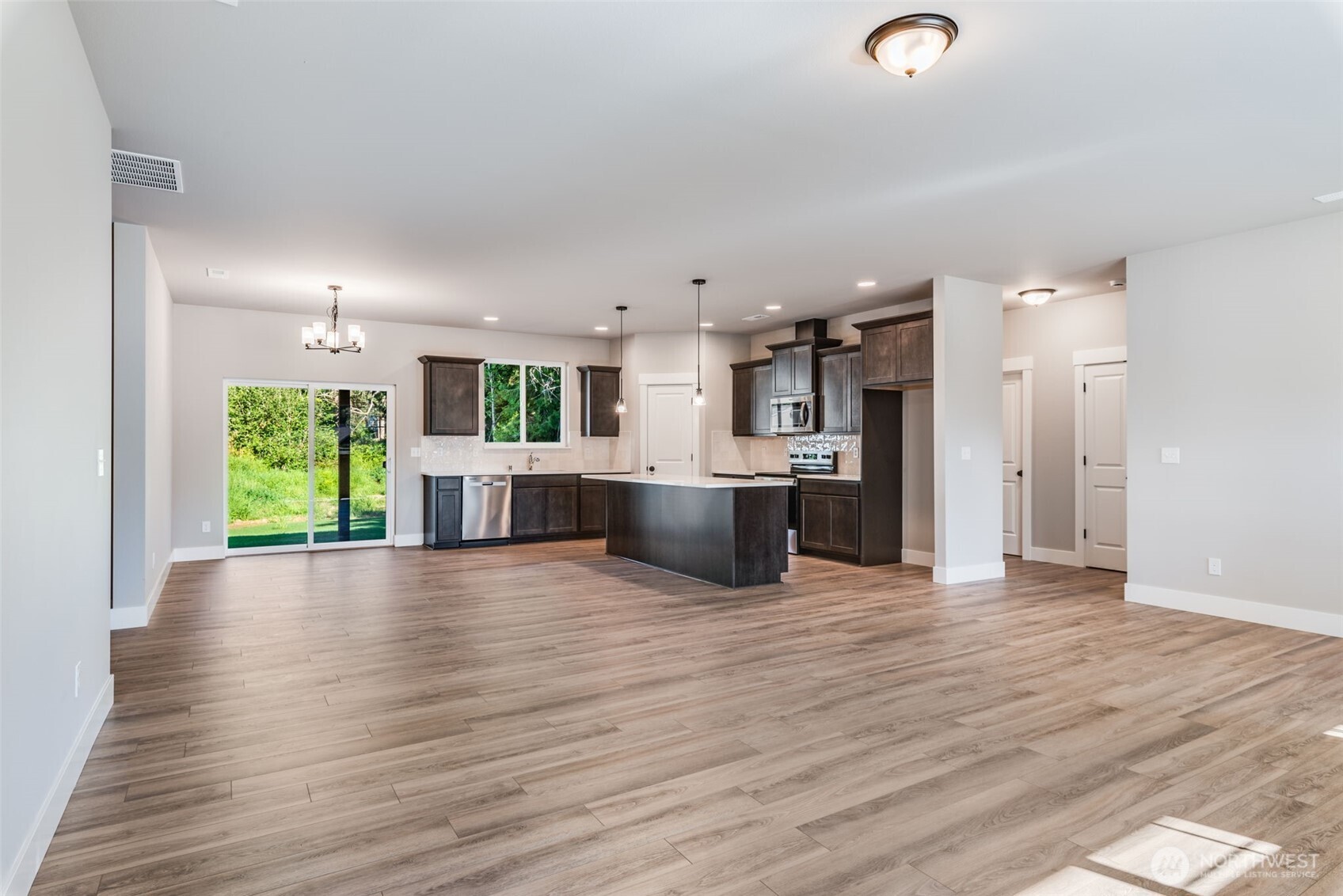 716 Tipsoo Loop South Rainier, WA 98576 - Photo 8 of 36