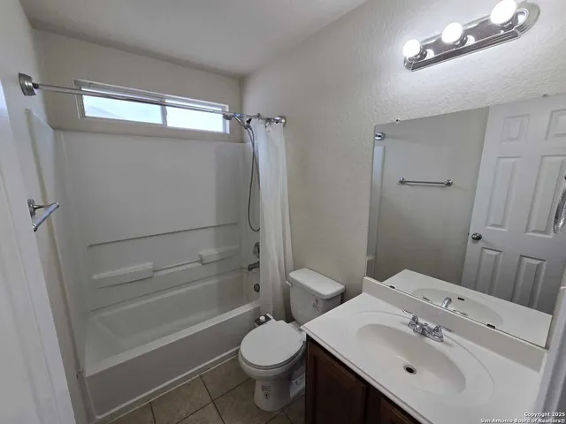 $1,850 | 4514 Cerca Royale, San Antonio, TX 78251