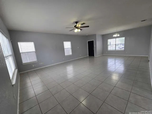 $1,850 | 4514 Cerca Royale, San Antonio, TX 78251