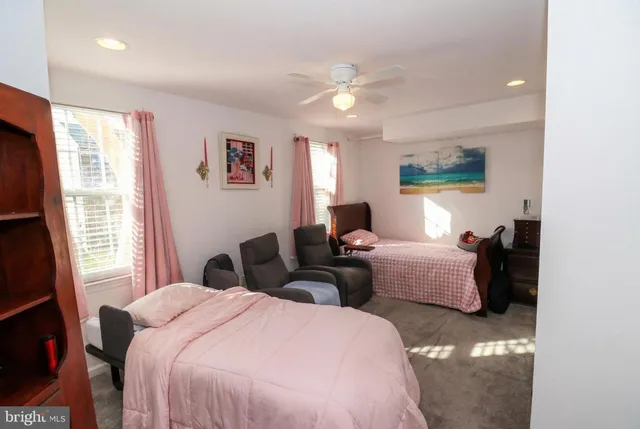 $294,999 | 901 Gray Street, New Castle, DE 19720