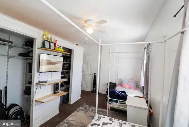 $294,999 | 901 Gray Street, New Castle, DE 19720