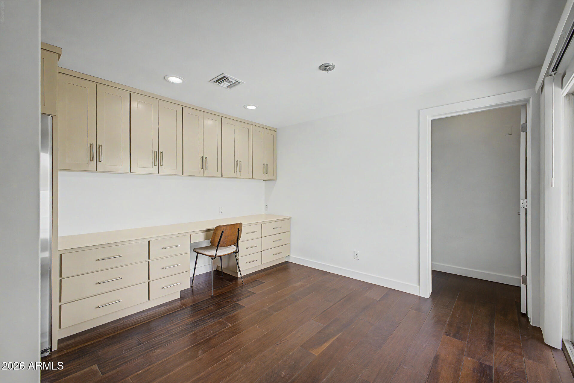 4446 East Camelback Road, Unit 104 Phoenix, AZ 85018 - Photo 15 of 53 25-Camelback