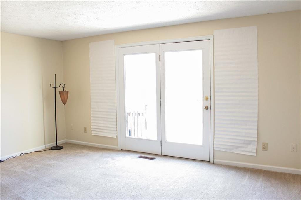 8536 Hague Road Indianapolis, IN 46256 - Photo 3 of 9 Gallery Image 3