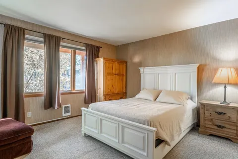 $739,000 | 2112 Meridian Boulevard, Unit 7, Mammoth Lakes, CA 93546