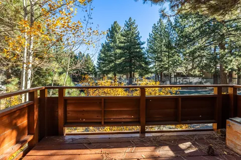 $739,000 | 2112 Meridian Boulevard, Unit 7, Mammoth Lakes, CA 93546