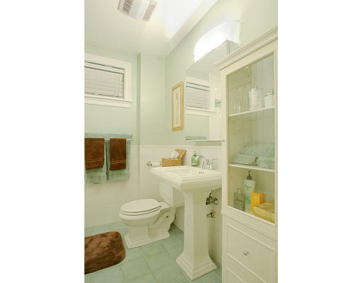 32 Charter Street, Unit 2 Boston, MA 02113 - Photo 5 of 5 Gallery Image 5