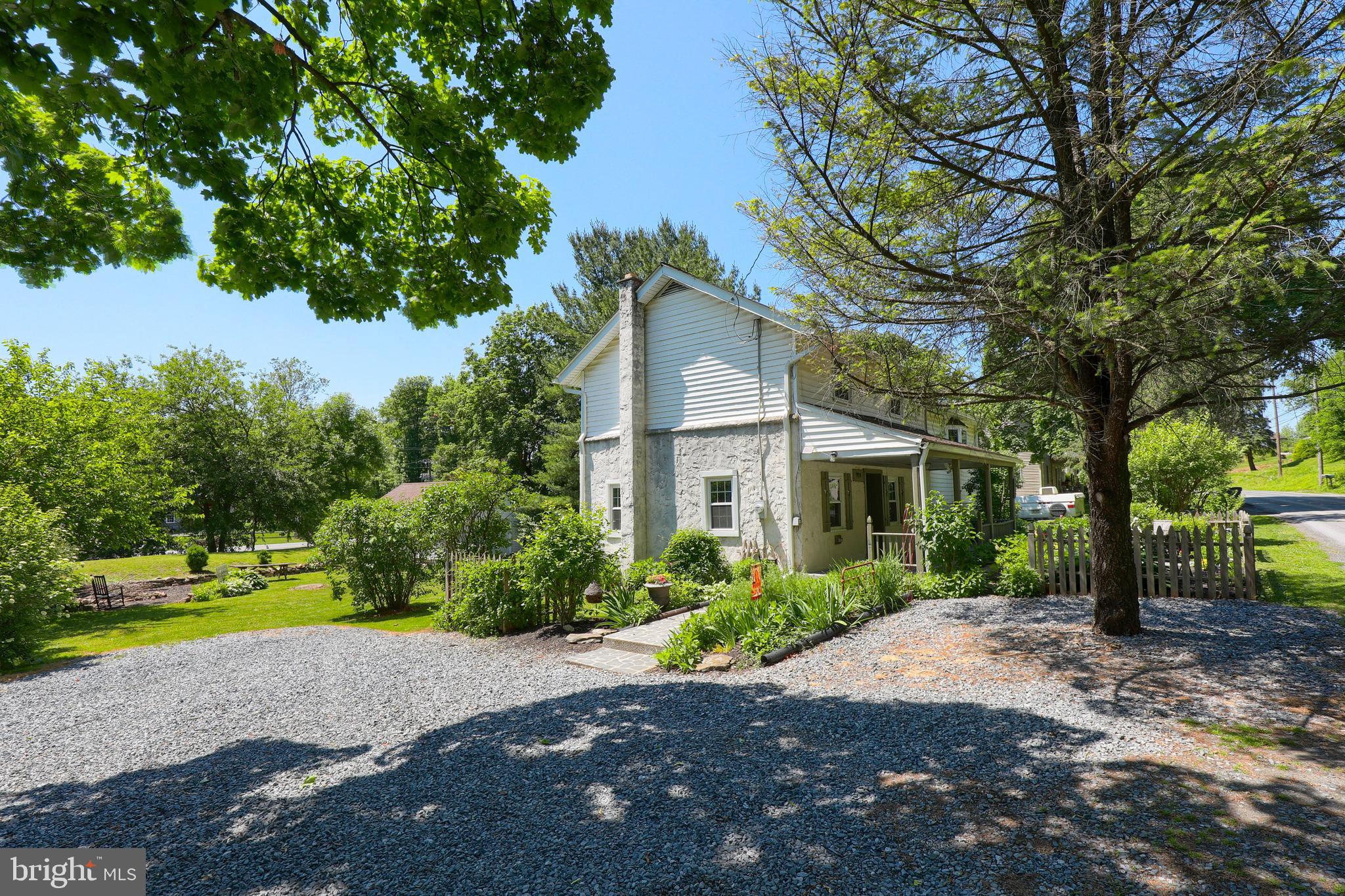 924 Old Road Strasburg, PA 17579 - Photo 4 of 41 Gallery Image 4