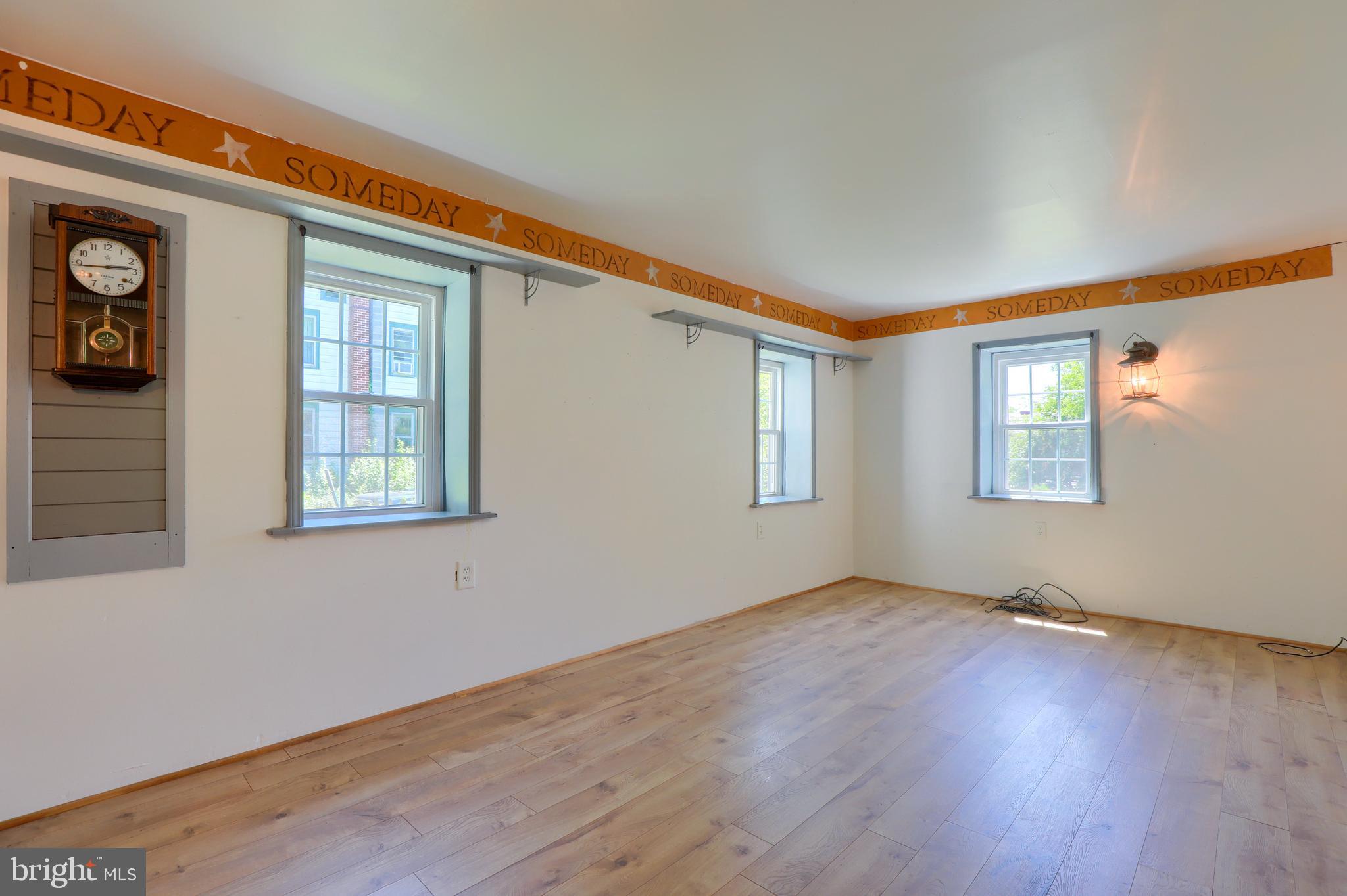 924 Old Road Strasburg, PA 17579 - Photo 10 of 41 Gallery Image 10