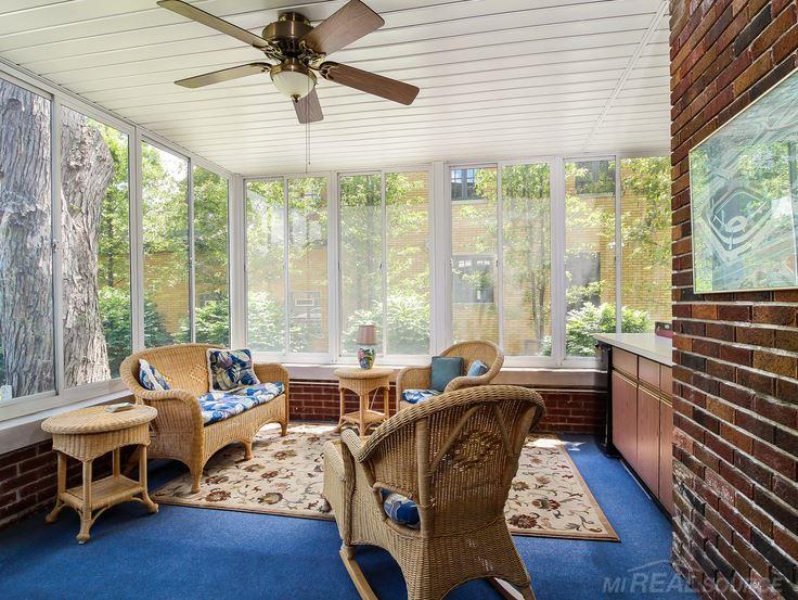 1216 Devonshire Road Grosse Pointe, MI 48230 - Photo 20 of 61 31321543-19.JPG