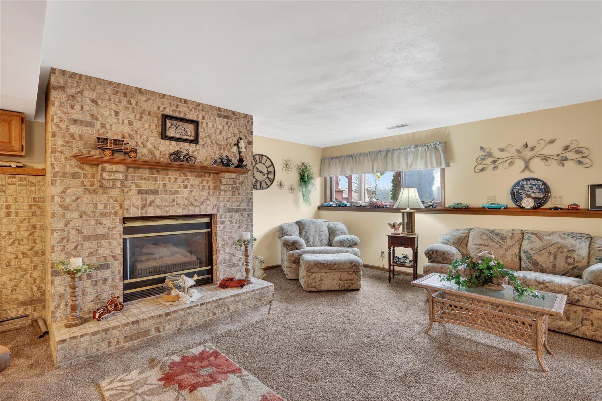 3636 Rockport Road Janesville, WI 53548 - Photo 37 of 65