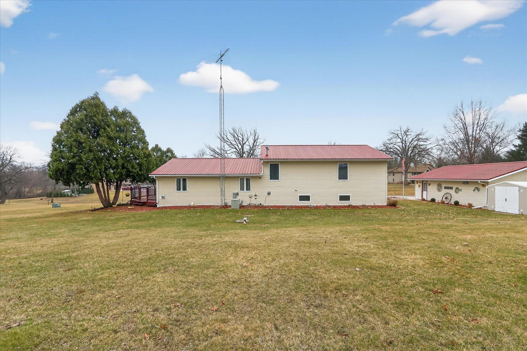 3636 Rockport Road Janesville, WI 53548 - Photo 47 of 65