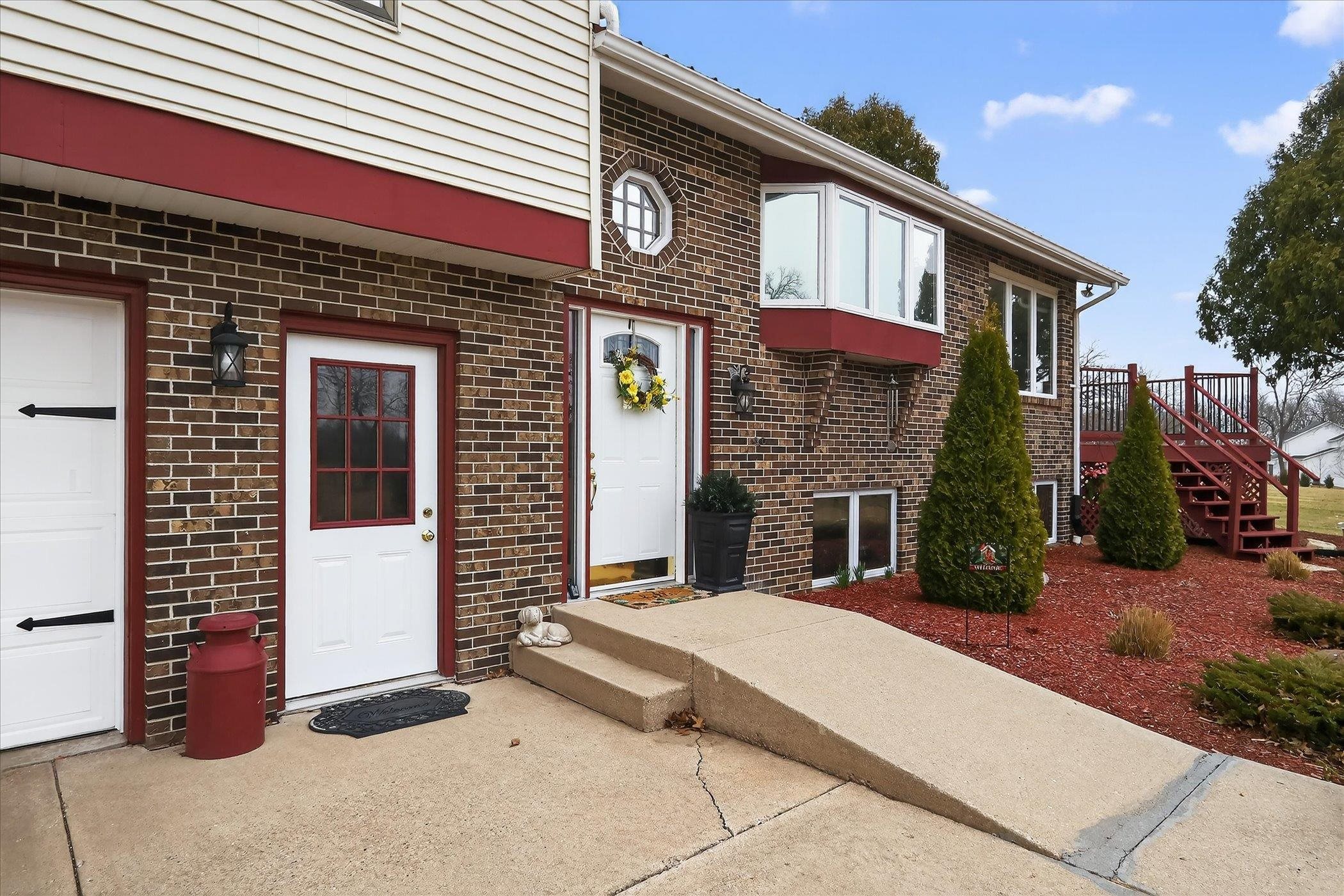 3636 Rockport Road Janesville, WI 53548 - Photo 6 of 65