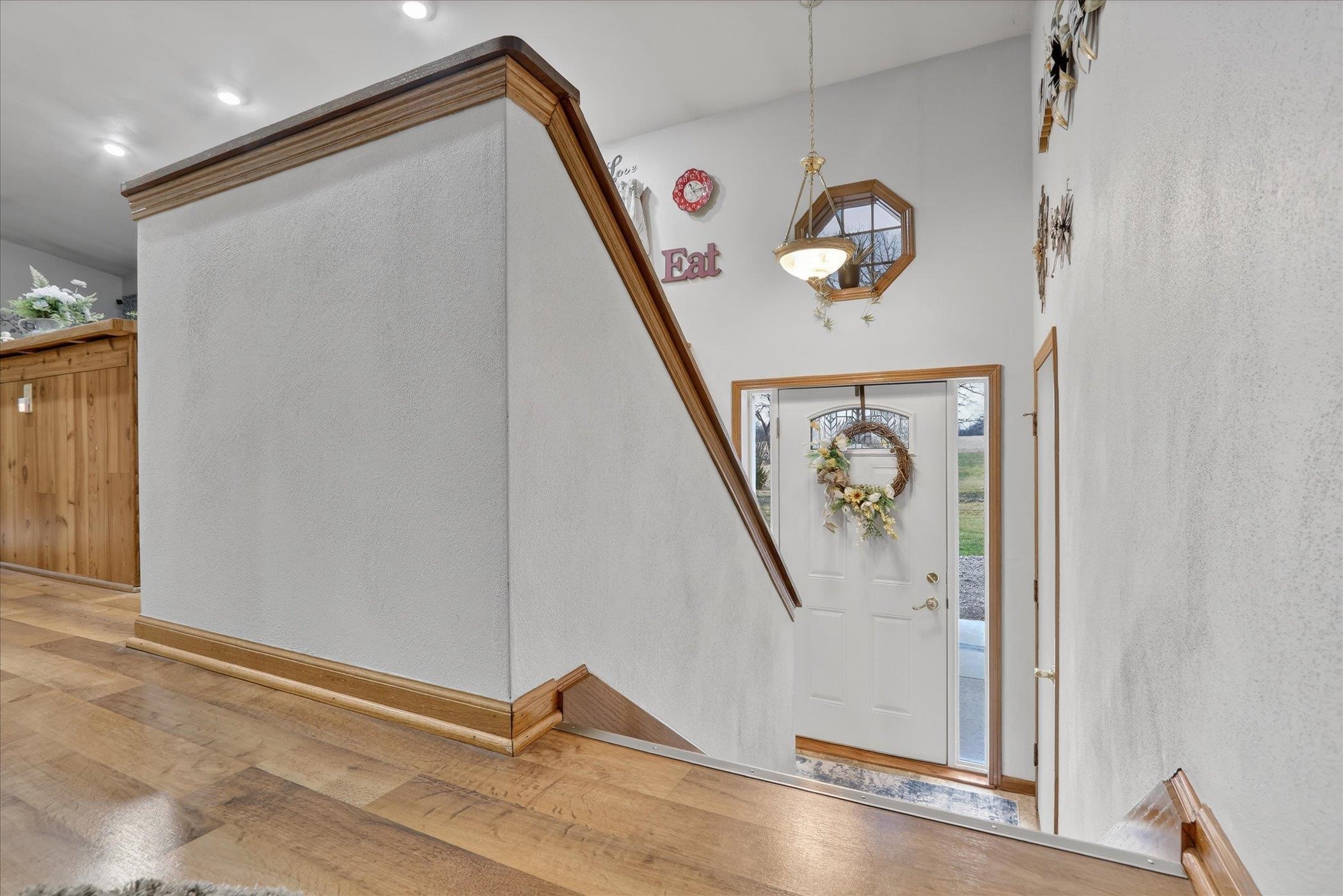 3636 Rockport Road Janesville, WI 53548 - Photo 7 of 65