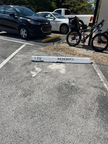 $2,300 | 20201 Northeast 29th Court, Unit D112, Aventura, FL 33180