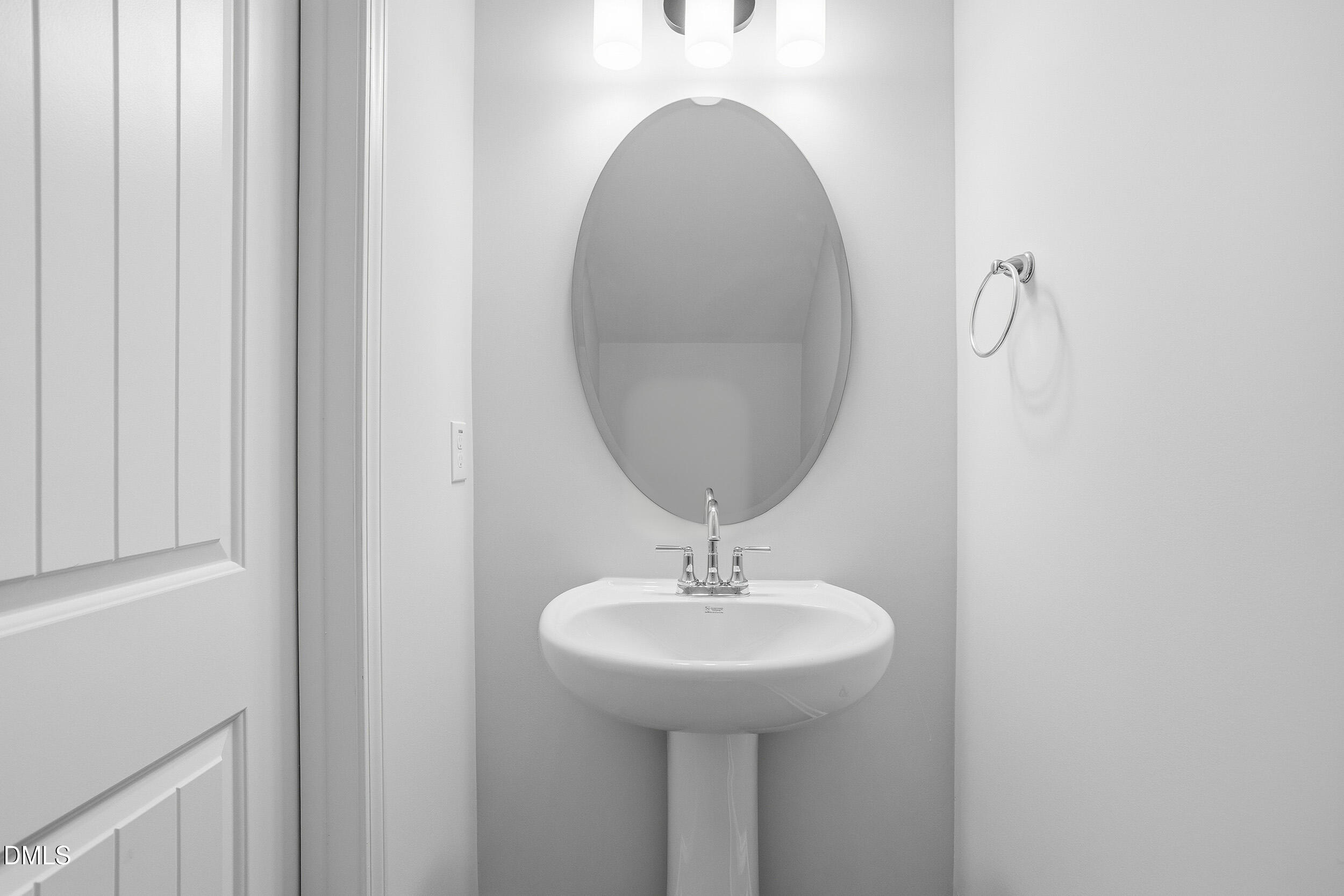 288 Meadowbark Bend, Unit 37 Garner, NC 27529 - Photo 16 of 50 Powder Room