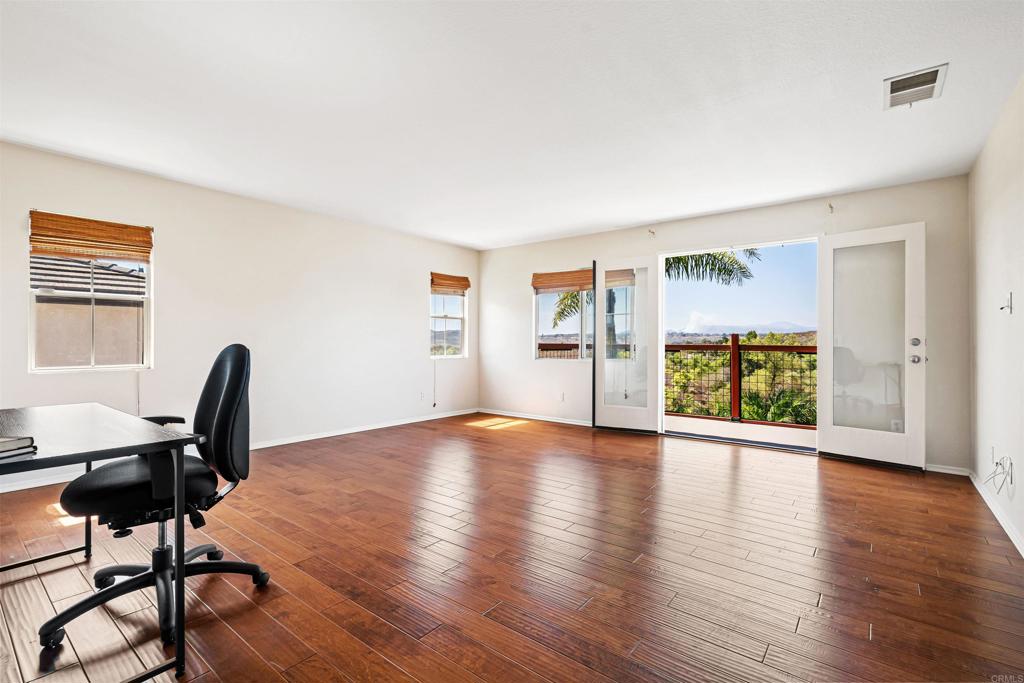 5276 Willow Walk Road Oceanside, CA 92057 - Photo 18 of 36 Primary Suit Bedroom #2