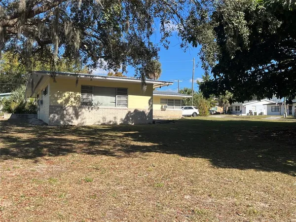 $376,000 | 214 West Osceola Street, Clermont, FL 34711