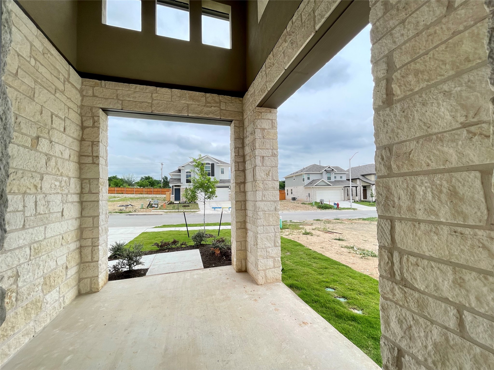 553 Backstays Loop Kyle, TX 78640 - Photo 4 of 36