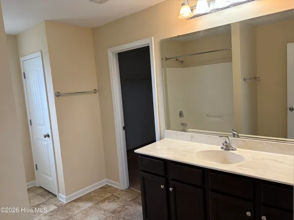 $2,200 | 2005 Lapham Drive, Leland, NC 28451