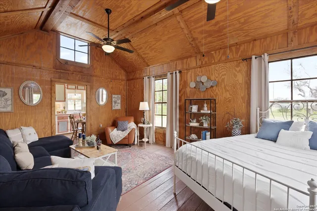 $1,400,000 | 708 A Ranch To Market Road 473, Comfort, TX 78013