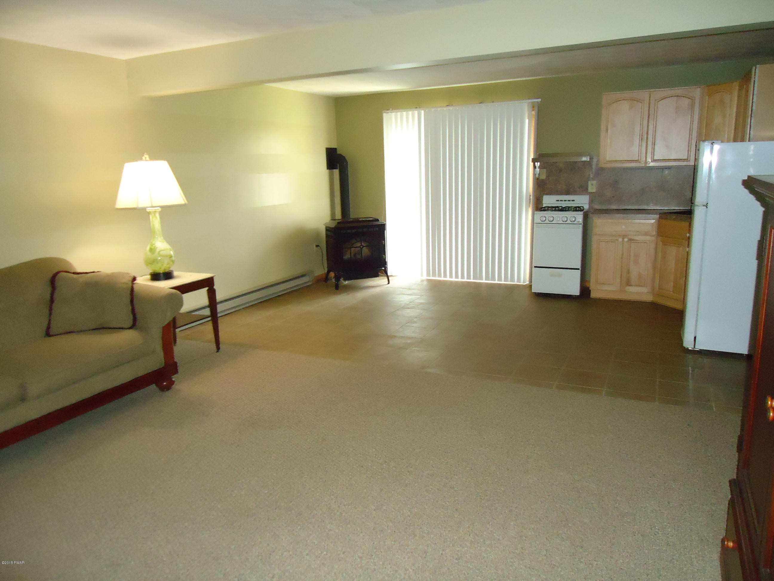 209 Edgefield Road Lake Ariel, PA 18436 - Photo 9 of 21 Gallery Image 9