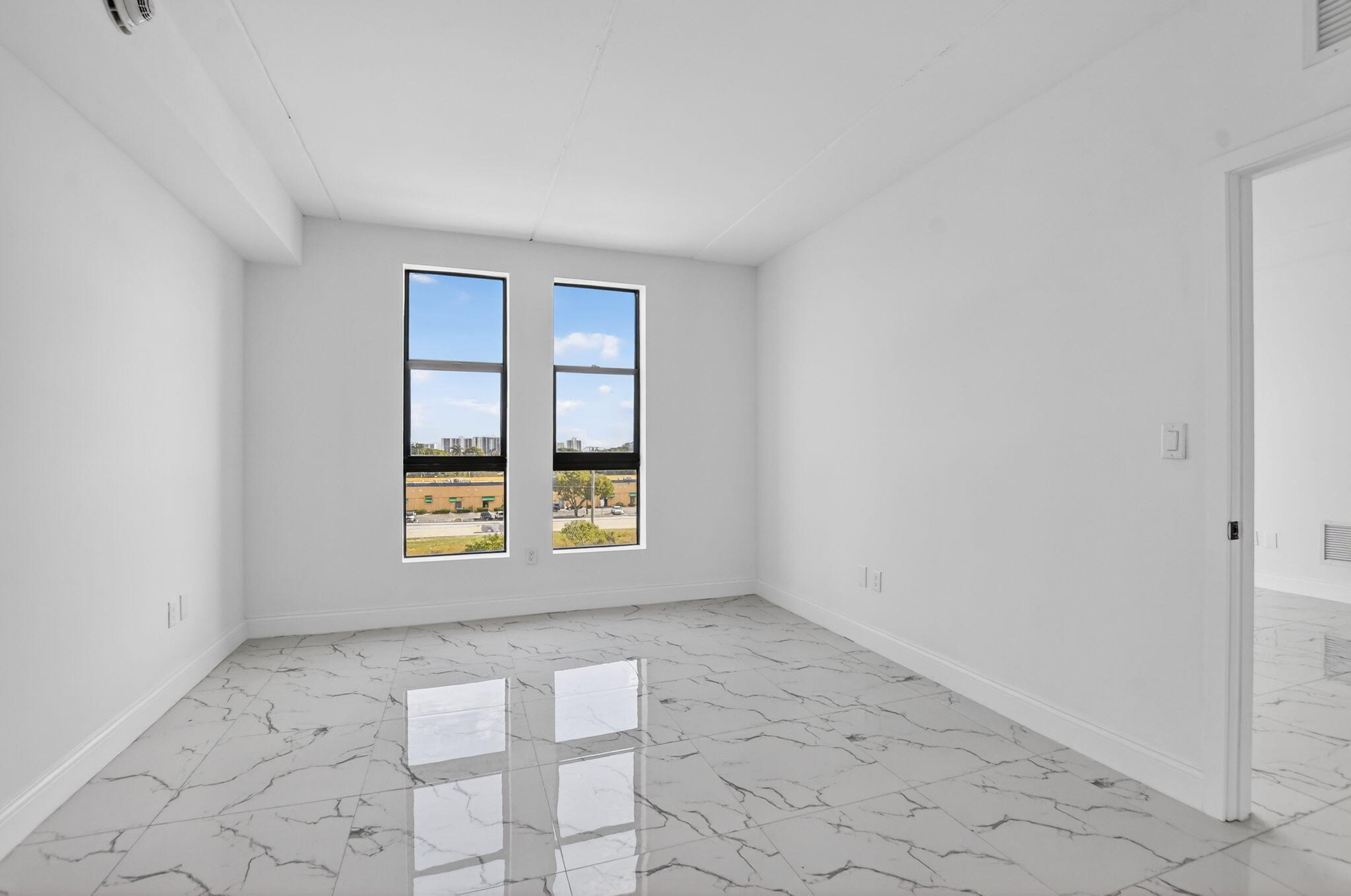 250 West Hidden Valley Boulevard, Unit 103 Boca Raton, FL 33487 - Photo 23 of 26 11-web-or-mls-DSC_9857