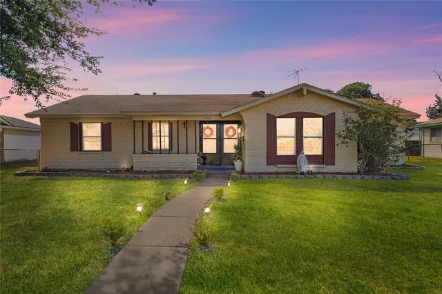 $270,000 | 2229 Aloha Drive, Mesquite, TX 75150