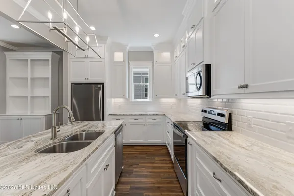 $429,900 | 148 Bellegrass Boulevard, Hattiesburg, MS 39402