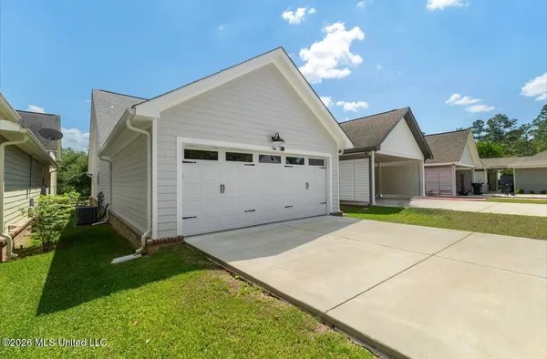 $429,900 | 148 Bellegrass Boulevard, Hattiesburg, MS 39402