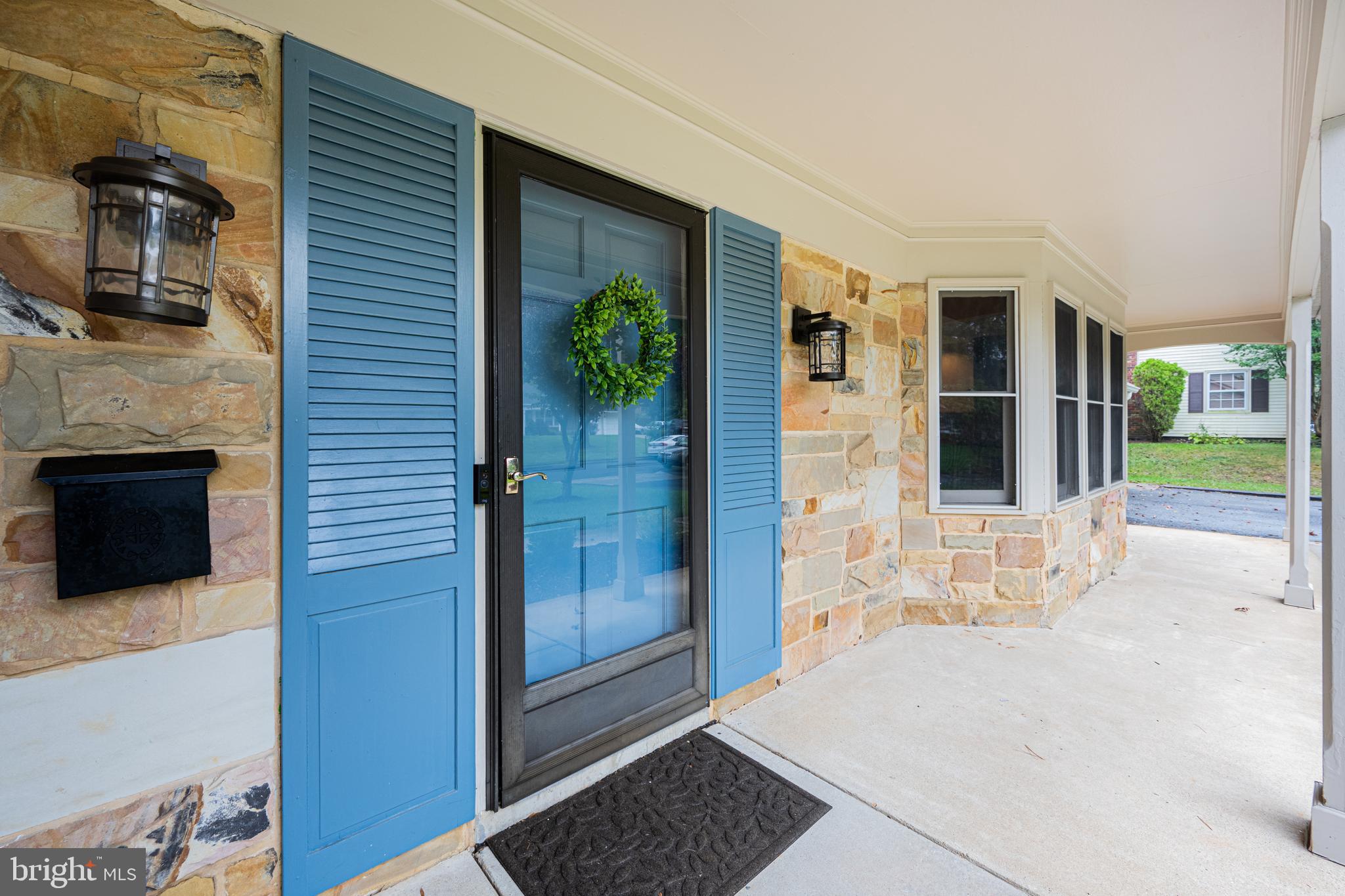 8710 Granite Lane Laurel, MD 20708 - Photo 4 of 50 Front Porch