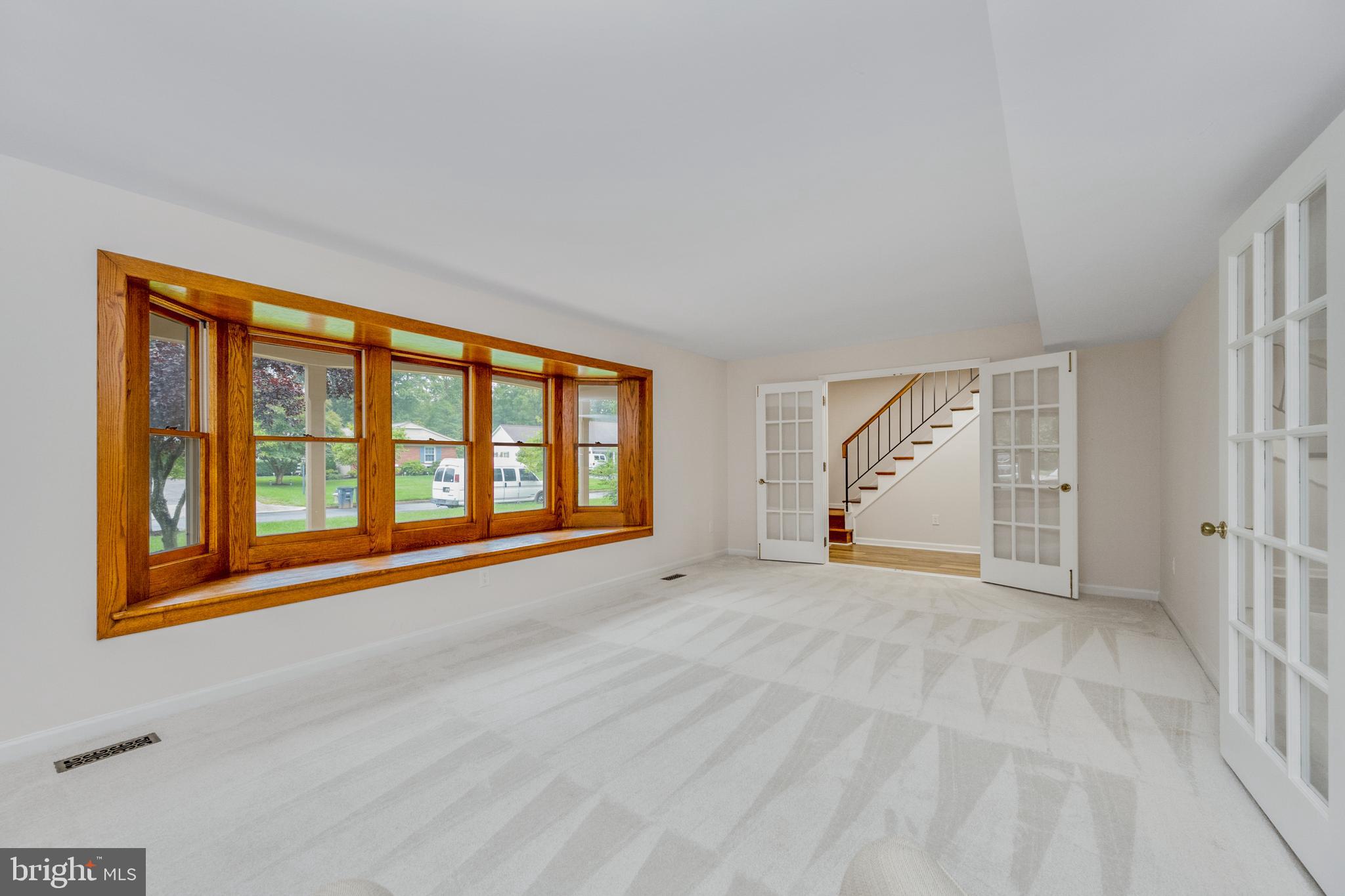 8710 Granite Lane Laurel, MD 20708 - Photo 6 of 50 Living Room with Window Seat