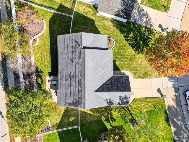 $375,000 | 108 Meadowgate Court, St. Peters, MO 63376