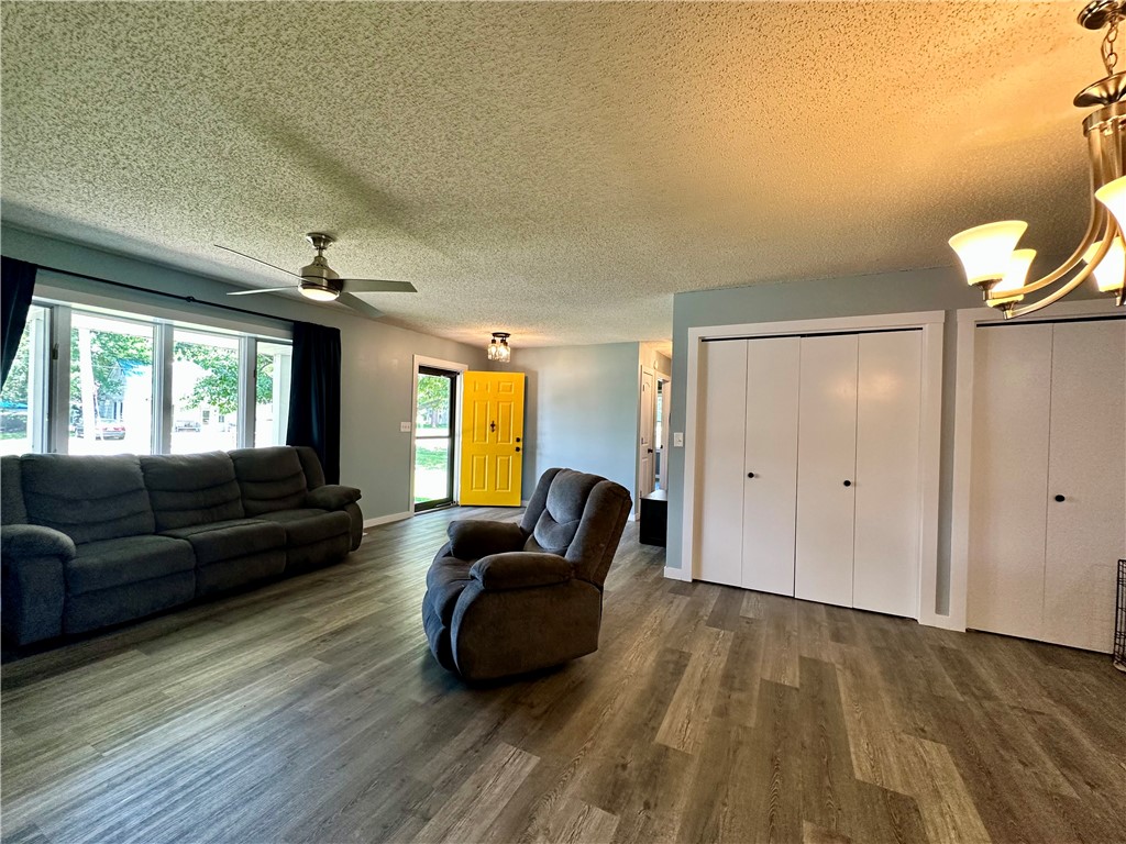 573 West 7th Street Neoga, IL 62447 - Photo 9 of 20